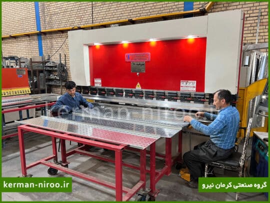 سینی کابل گالوانیزه استاندارد تولید شده در کارگاه سینی کابل کرمان نیرو